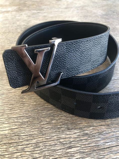 Louis Vuitton The LV Initials 40mm Reversible Belt Is A Catawiki