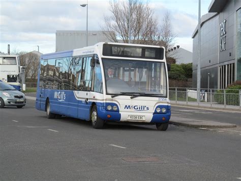 I7258 McGills Braehead 03 16 Dmgbuses Flickr