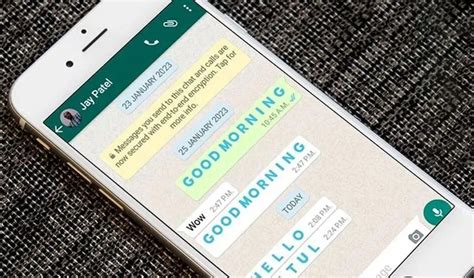 WhatsApp cómo enviar mensajes a tus amigos con letras azules Aquí te