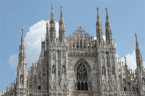 Domul Din Milano Redeschis Turiştilor • Rtvd