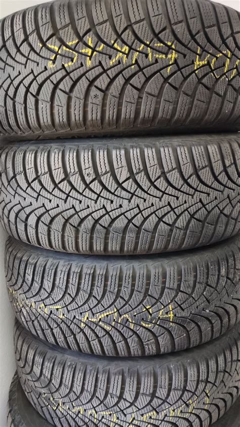 Goodyear Ultra Grip Komplet K Zimowych R Z Honda Civic