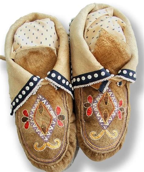 Contemporary Makers Indian Made Moccasins With Decoration By Jan