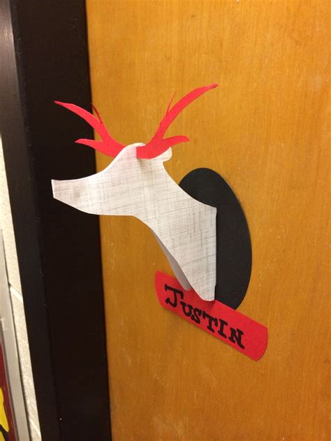 Deer Bust Door Decoration Only 4 Pieces Of Paper Door Decs College