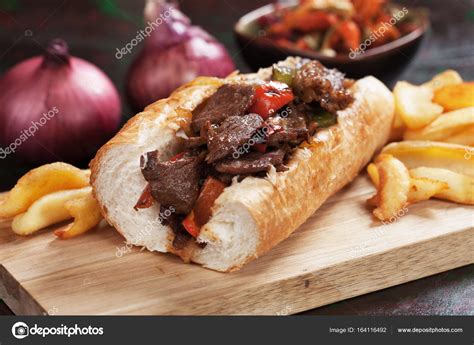 Philly steak sandwich Stock Photo by ©igordutina 164116492