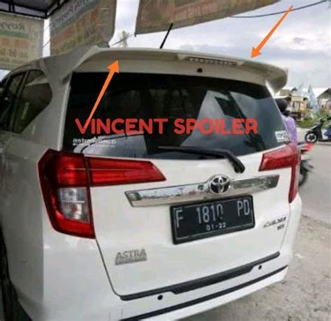 Jual REAR SPOILER PLASTIK Calya Sigra Plastic ABS Pakai Lampu With