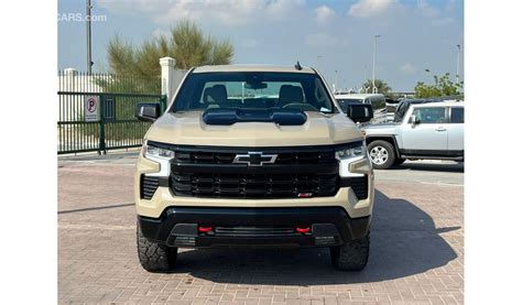 New Chevrolet Silverado LT 5.3L V8 DC TRUCK 2023 for sale in Dubai - 701927