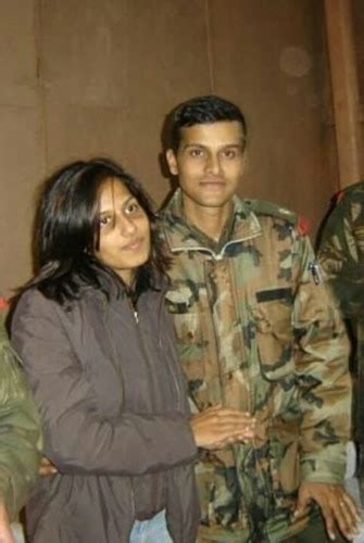 Major Sandeep Unnikrishnan Age, Death, Wife, Family, Biography & More ...