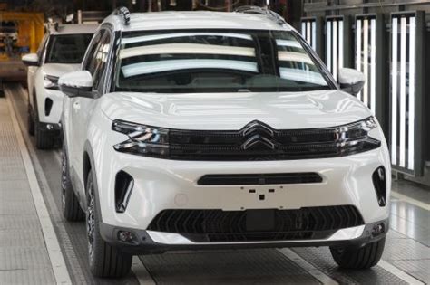 Як вдалося запустити виробництво Citroen C5 Aircross на російському ...