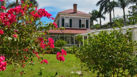 Edison & Ford Winter Estates – Florida Hikes