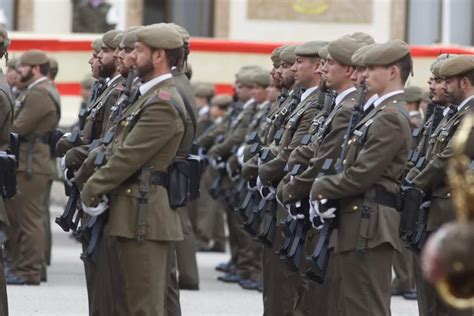 El Teniente Coronel N Ez Asume El Mando Del Regimiento De Ingenieros