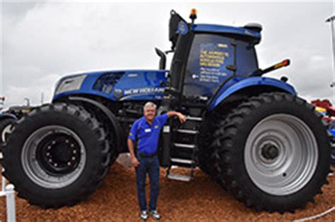 The NHAgriculture NHDrive Concept Autonomous Tractor AgWired