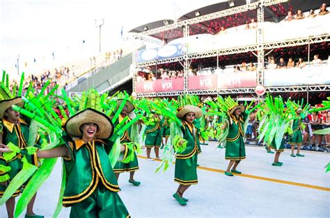 Carnaval de Vitória 2022 confira a ordem e os horários dos desfiles