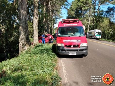 Tr S Pessoas Ficam Feridas Em Acidente Na Br No Oeste De Santa