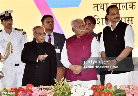 502 Cm Manohar Lal Khattar Photos And High Res Pictures Getty Images