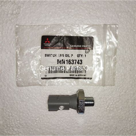 Engine Oil Pressure Switch For Mitsubisih Pajero Outlander Galant ...