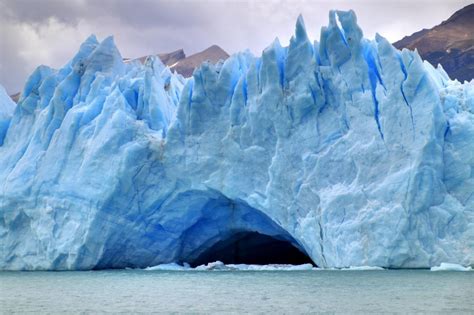 Perito Moreno Glacier Tour & Boat Ride - El Calafate | Project Expedition