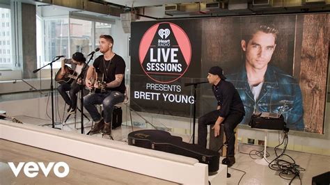 Brett Young You Aint Here To Kiss Me Live On The Honda Stage At