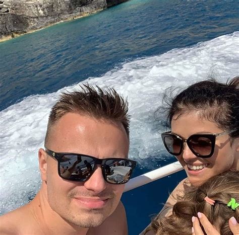 Kasia Cichopek W Bikini Rodzinne Wakacje W Grecji Zdj Cia Viva Pl