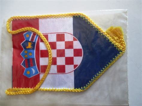 ZASTAVICA Posjet Pape Ivana Pavla II 1994 Hrvatska Zastava