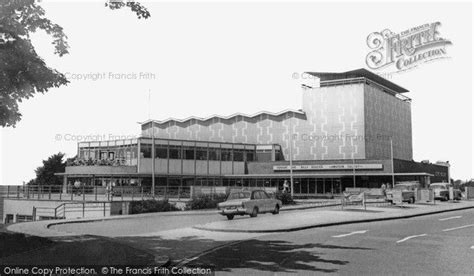 Southend On Sea The Cliffs Pavilion Westcliff On Sea C1960 From