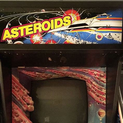 Asteroids Arcade Vector