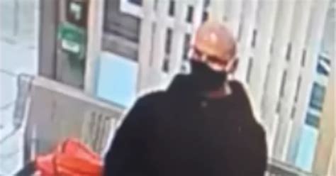 Cctv Shows Wanted Sex Offender Paul Marshall Seen In Mansfield Town Centre Nottinghamshire Live