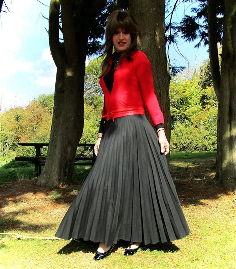 Long Pleated Skirt Longpleatedskirt Pleated Long Skirt Pleated