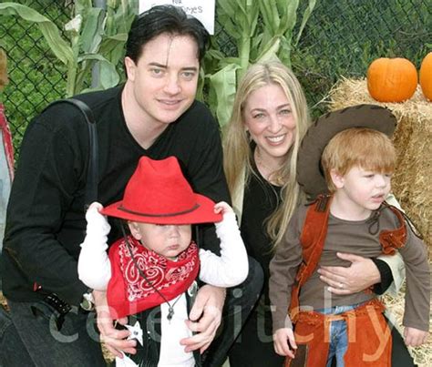 Brendan Fraser S 5 Facts Ex Wife Afton Smith Bio Wiki