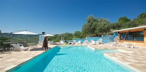 Agriturismo In Abruzzo Con Piscina