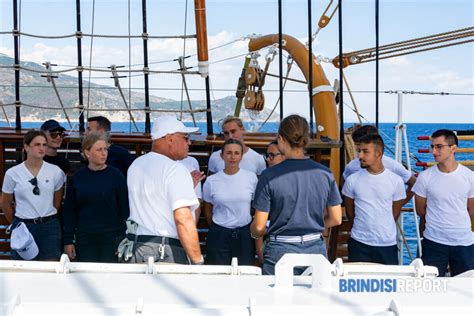 Il Racconto Di Uno Studente La Mia Vigorosa Esperienza A Bordo Di