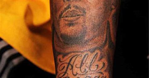 Pic: See Snoop Dogg's Tattoo of Nate Dogg - Us Weekly