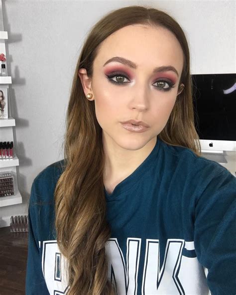 Kathleenlights On Instagram “filmed This Look For You Guys ️