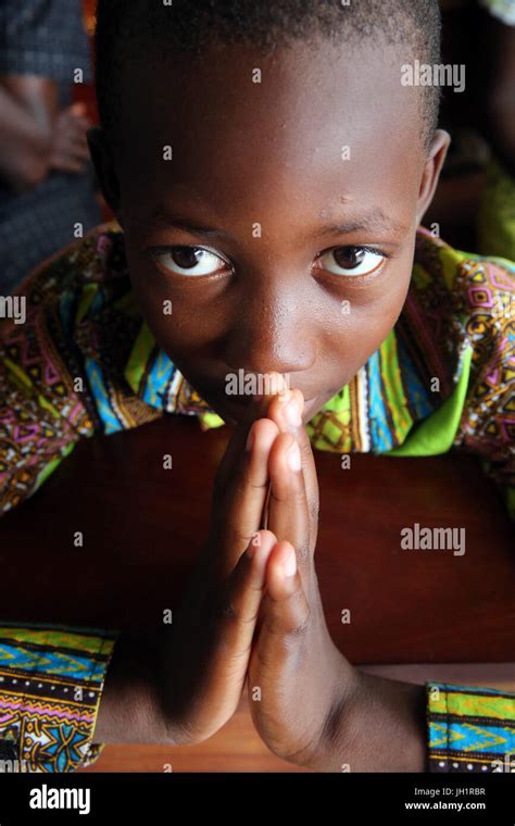 Praying Hands Catholic Hi Res Stock Photography And Images Alamy