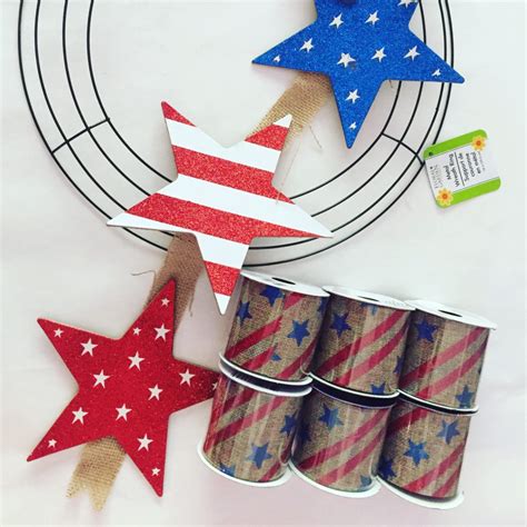 Simple Dollar Tree Patriotic Wreath Glitter On A Dime