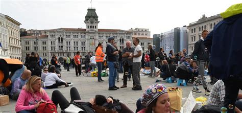 Trieste Prosegue La Protesta No Green Pass La Stampa