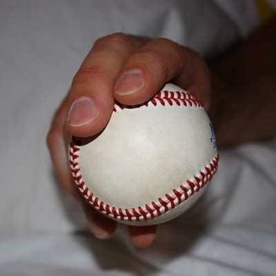 How to Grip a Cut Fastball - The Full Windup