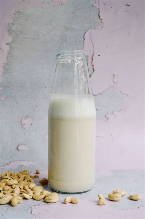 Homemade Creamy No Strain Cashew Milk