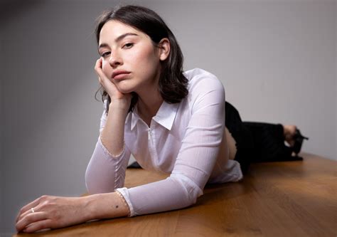 Gracie Abrams releases sophomore album, 'The Secret of Us' - Los