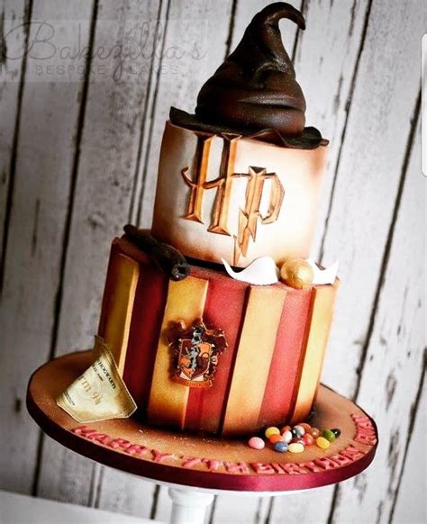 Pin By Paulina Ostapowicz On Harry Potter Cake Harry Potter Cake