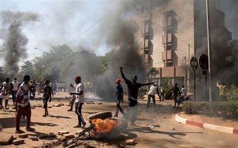 Le Burkina Faso D Cr Te Deux Jours De Deuil Apr S Une Attaque Meurtri Re