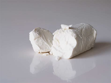 Goat Cheese for Babies - First Foods for Baby - Solid Starts