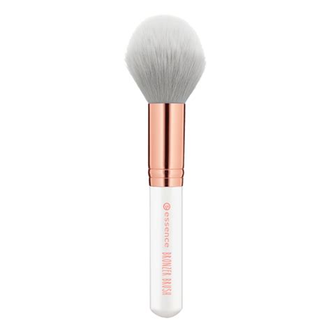 bronzer brush – essence makeup