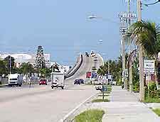Fort Myers Transport and Car Rental: Fort Myers, Florida - FL, USA