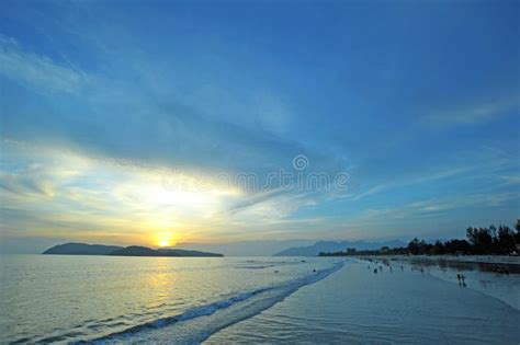 CENANG BEACH SUNSET editorial photo. Image of resort - 145807426