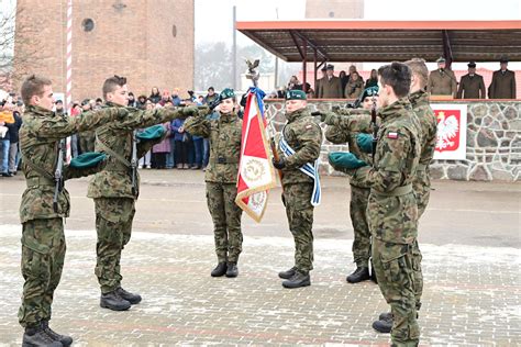 Przysi Ga Wojskowa O Nierzy Dobrowolnej Zasadniczej S U By Wojskowej Bz