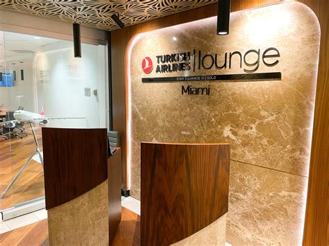 Turkish Airlines Lounge - Miami Airport Concourse E [Review]