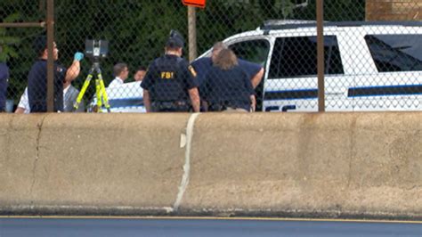 Fbi Off Duty Officer Involved In Washington Dc Shooting Officials