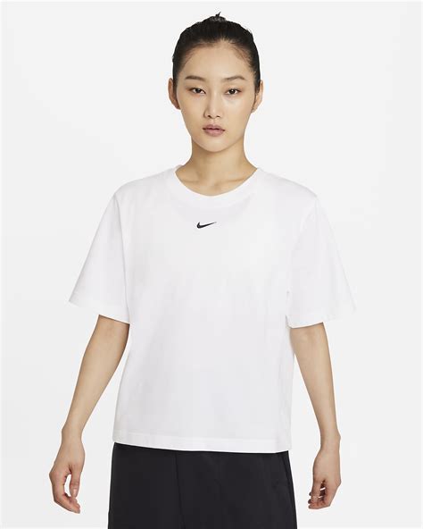 Nike Sportswear Essential Womens Boxy T Shirt Nike Sg