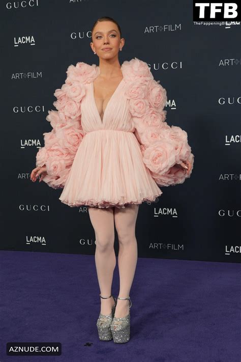 Sydney Sweeney Sexy Seen Flaunting Her Hot Cleavage At The Annual LACMA Art And Film Gala In Los