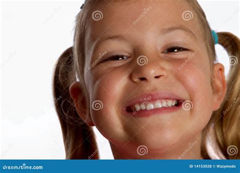 Sourire De Petite Fille Photo Stock Image Du Rire Assez 14153028